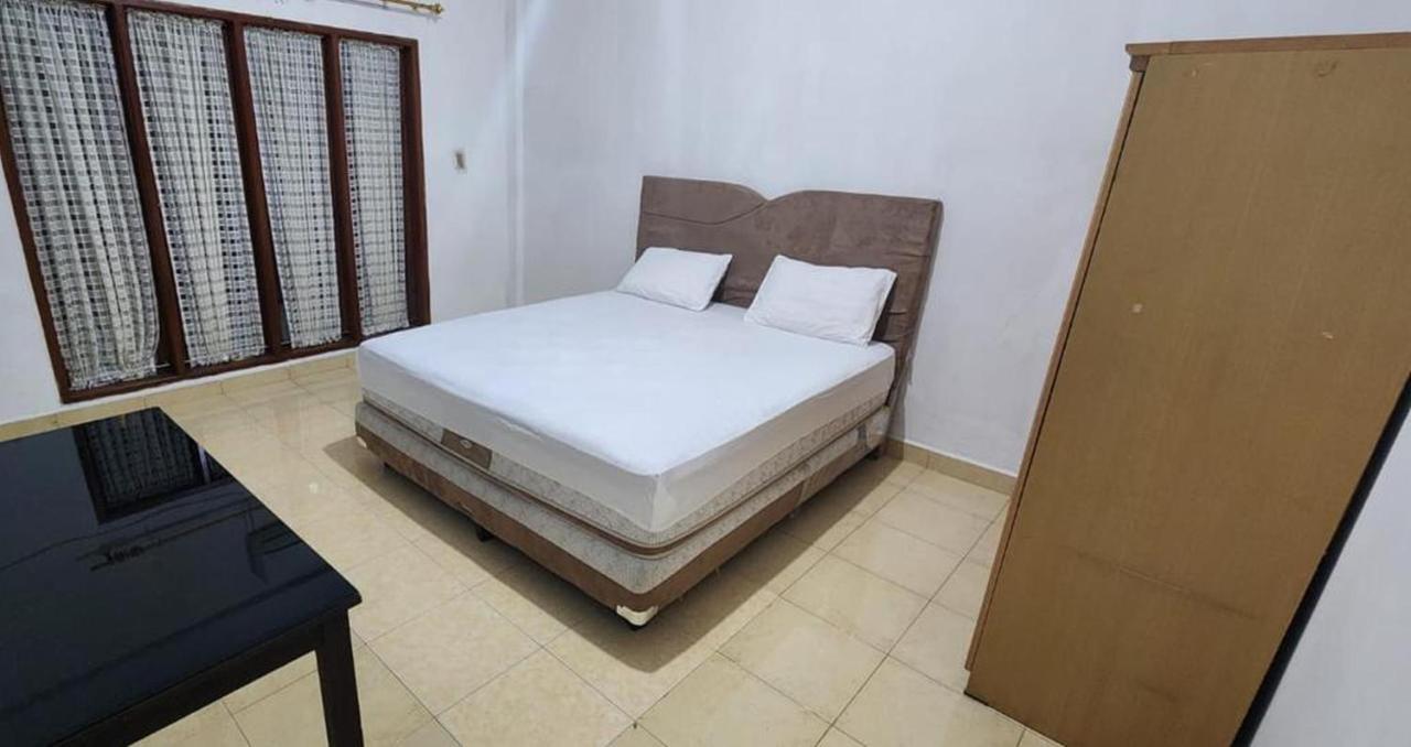 Permata Homestay Kotamobagu Mitra Reddoorz מראה חיצוני תמונה
